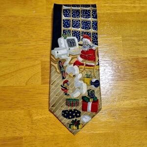 Vintage Festive Santa Checking His List Christmas Tie